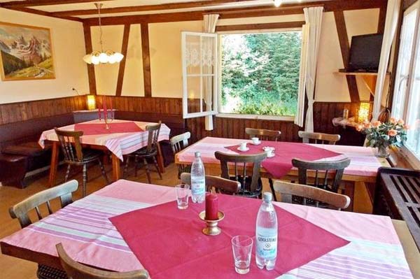 Familienurlaub Schwarzwald, Ferienwohnung für 18 Personen in Todtmoos - Essbereich in der Küche